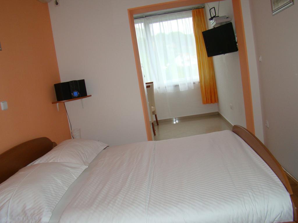 Apartments Villa Sunce Дуги-Рат Номер фото