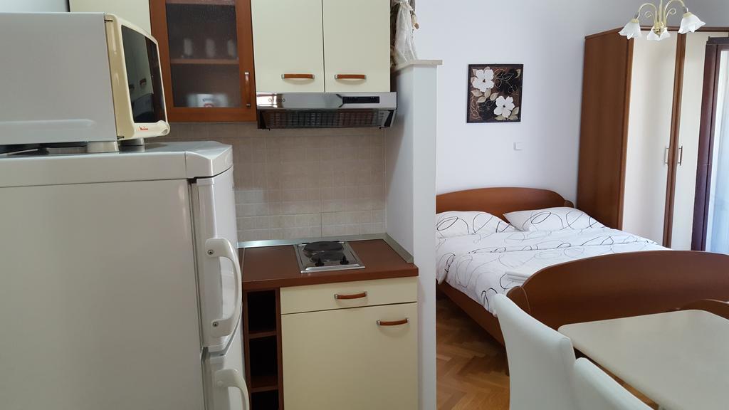 Apartments Villa Sunce Дуги-Рат Экстерьер фото